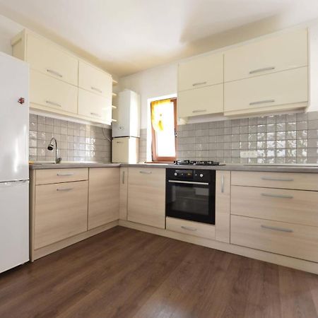 Apartament Astra Bn70 Brasov Exterior photo