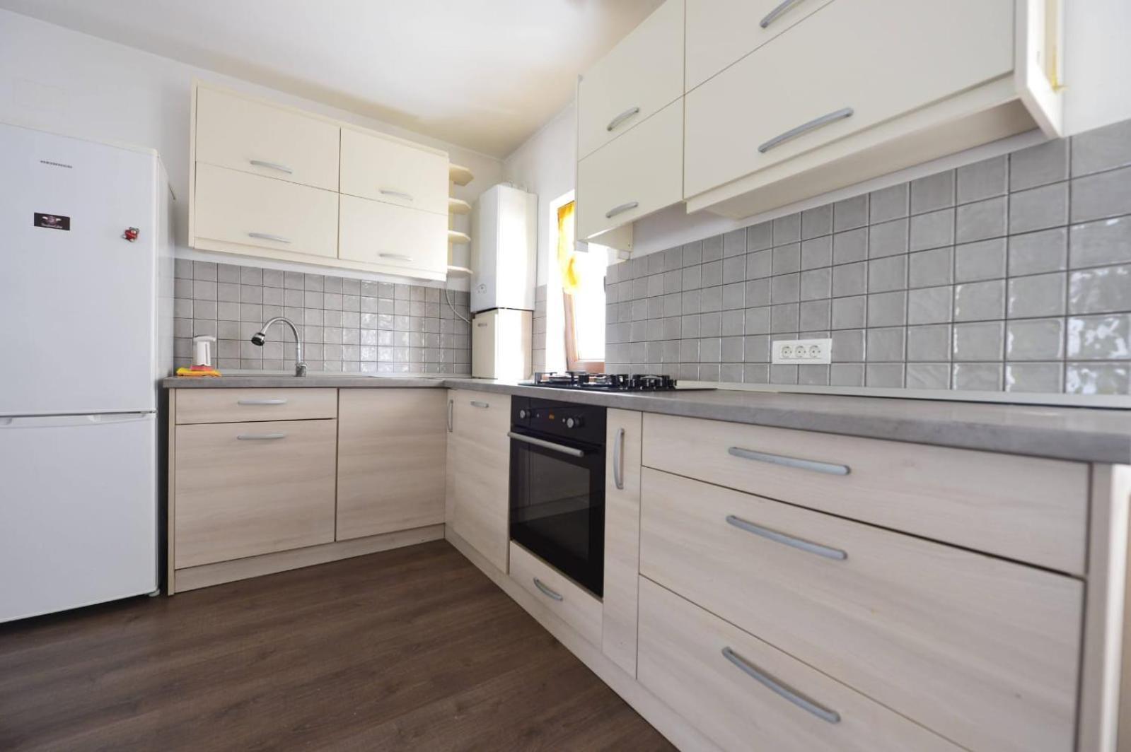 Apartament Astra Bn70 Brasov Exterior photo
